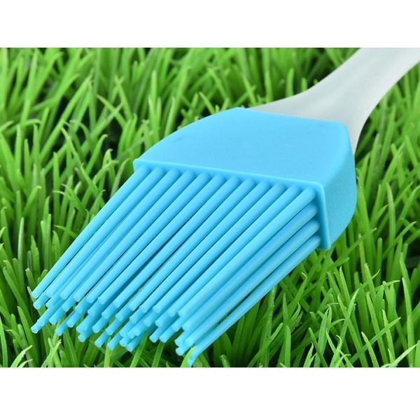 Heat Resisting Food Grade BBQ Silicone Pastry Cake Bread Oil Cream Pizza Brush (Light Blue)